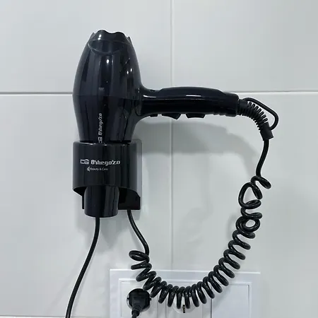 Lusitania Parking Gratis Bajo Disponibilidad *