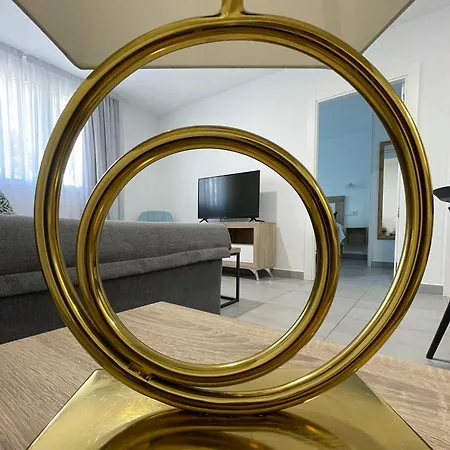 Lusitania Parking Gratis Bajo Disponibilidad * Mérida