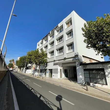 Lusitania Parking Gratis Bajo Disponibilidad *