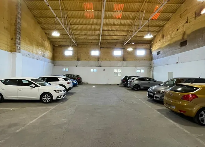 Lusitania Parking Gratis Bajo Disponibilidad